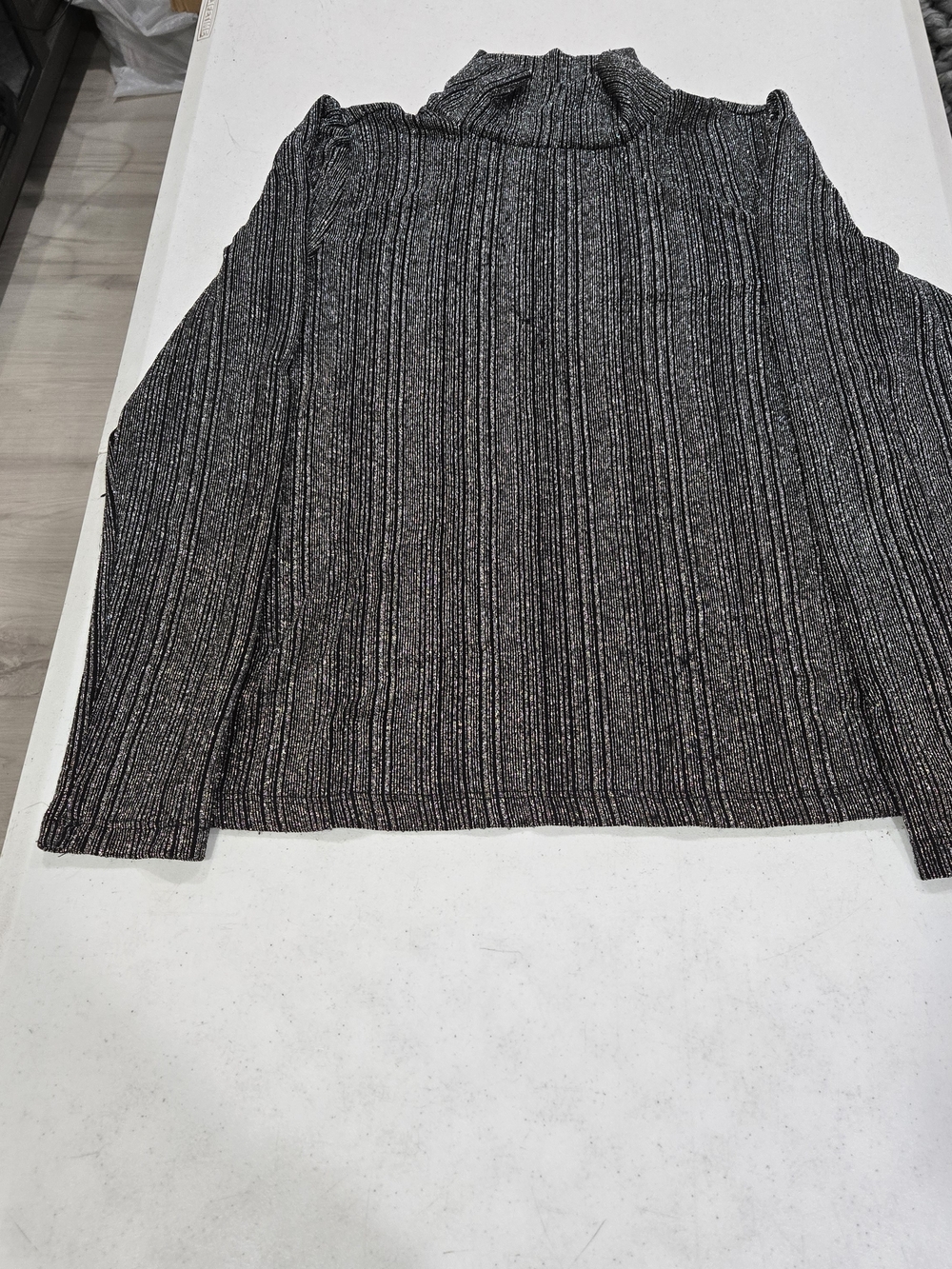 Catherine Malandrino Black Metallic Ribbed Turtleneck Sweater